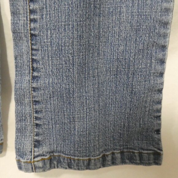 LONDON BLUES - Petites | 4P | Bootcut Jeans | Studded Waist | *Missing Button - Picture 8 of 16